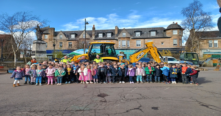 We paid staff and pupils at Bearsden Primary a surprise visit Milngavie Burst School Visit