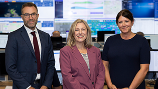Cab Sec Gillian Martin Visit to ICC Acting Cabinet Secretary for Net Zero and Energy Gillian Martin centre with Scottish Water's director Professor Simon Parsons and Sharon Hamilton Manager of the Intelligent Control Centre at The Bridge, Stepps