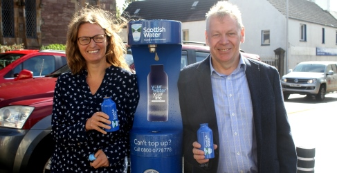 An Lanntair Chief Executive Elly Fletcher and local Councillor Iain MacAulay of Comhairle nan Eilean Siar pictured at the new Top Up Tap