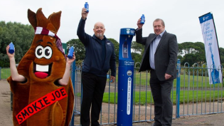 Smokie Joe, Scottish Water's Mike Tocher and MSP Graeme Dey toast the new top up tap